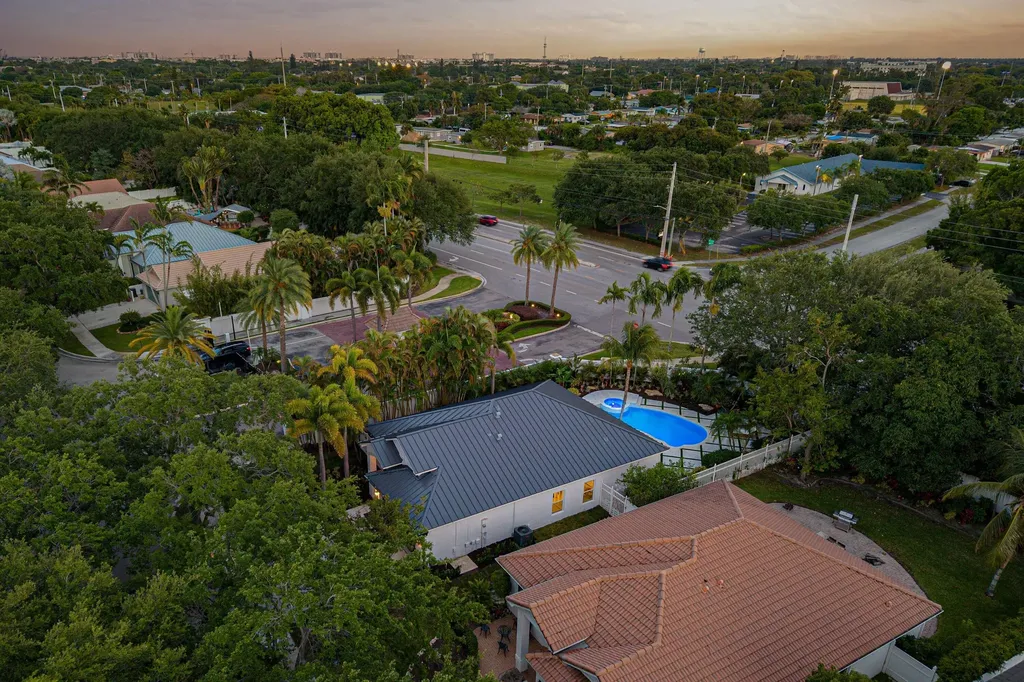 1210 Delray Lakes Drive Delray Beach FL 33444