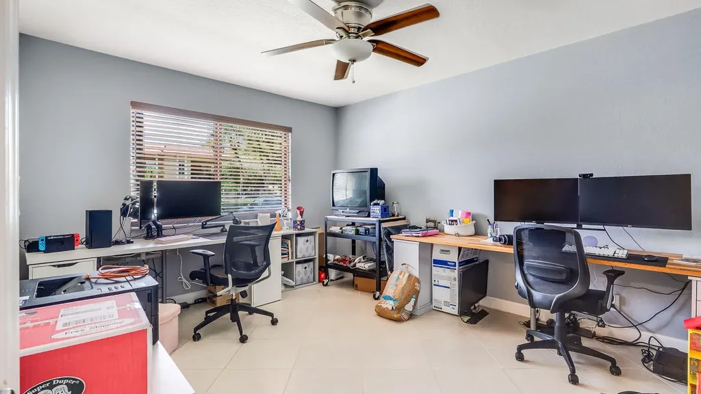 303 Lakeview Drive Weston FL 33326