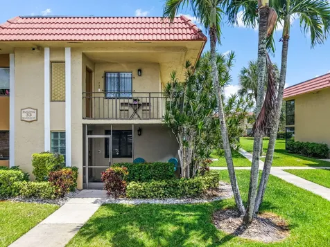 303 Lakeview Drive Weston FL 33326