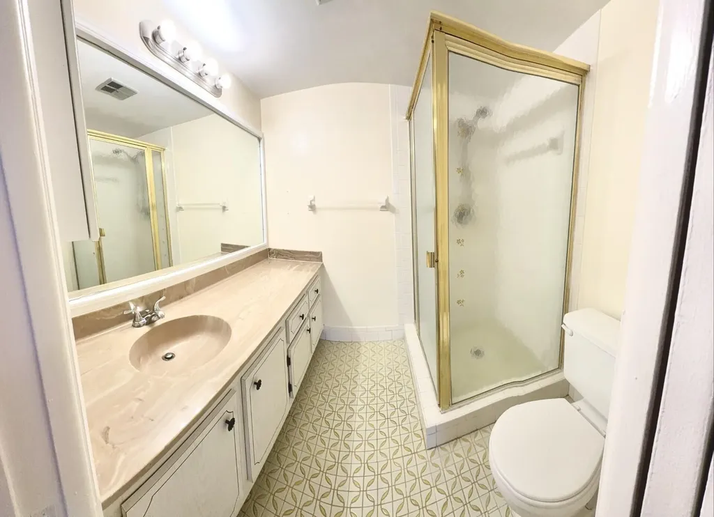 6070 NW 64th Avenue NW Tamarac FL 33319