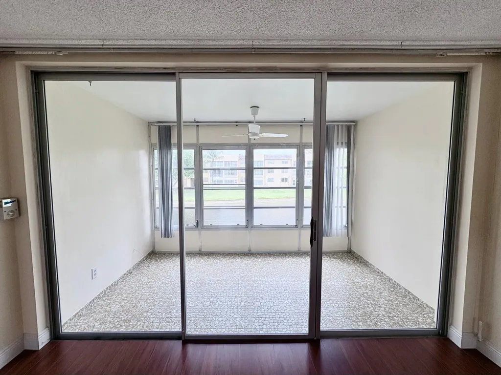 6070 NW 64th Avenue NW Tamarac FL 33319