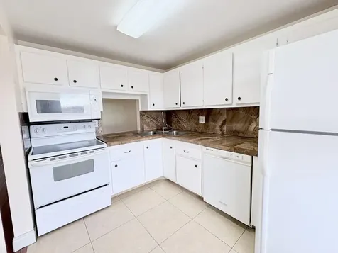 6070 NW 64th Avenue NW Tamarac FL 33319