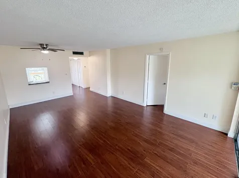 6070 NW 64th Avenue NW Tamarac FL 33319