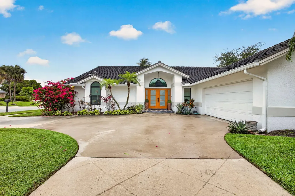 12897 La Rochelle Circle Palm Beach Gardens FL 33410