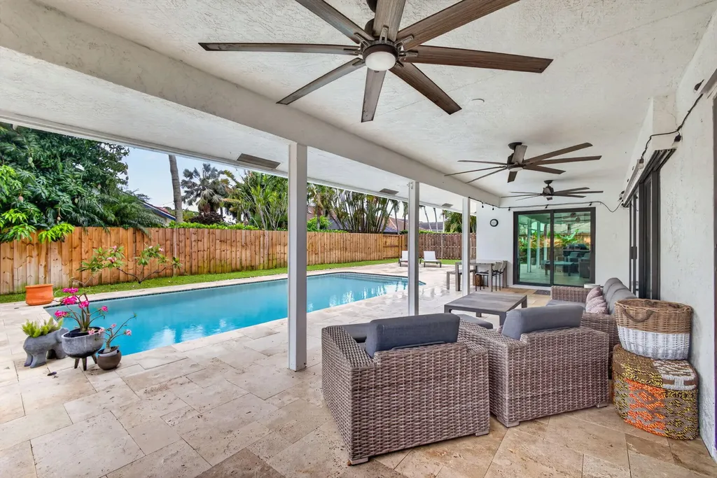 12897 La Rochelle Circle Palm Beach Gardens FL 33410