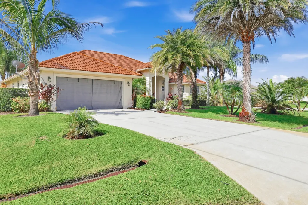 1602 SW Cefalu Circle Port St Lucie FL 34953
