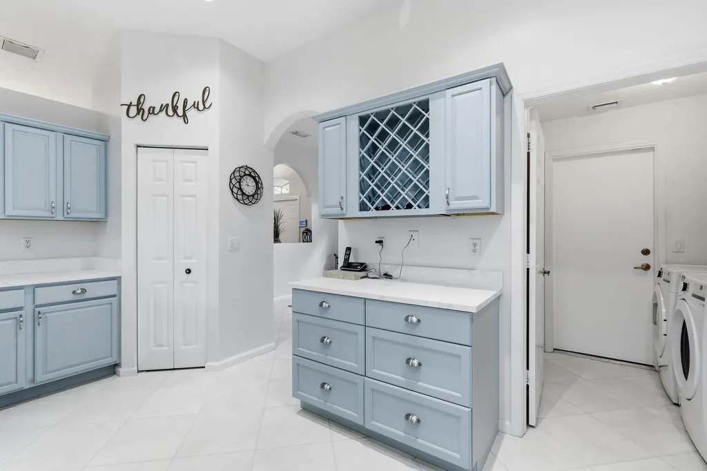 1602 SW Cefalu Circle Port St Lucie FL 34953