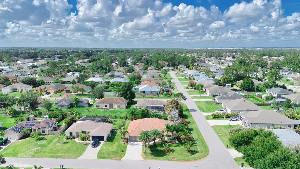 1602 SW Cefalu Circle Port St Lucie FL 34953