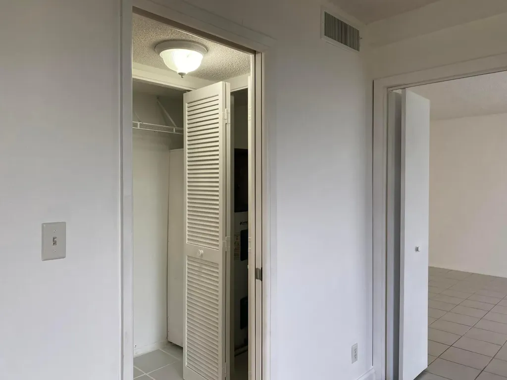 2751 S Palm Aire Drive Pompano Beach FL 33069
