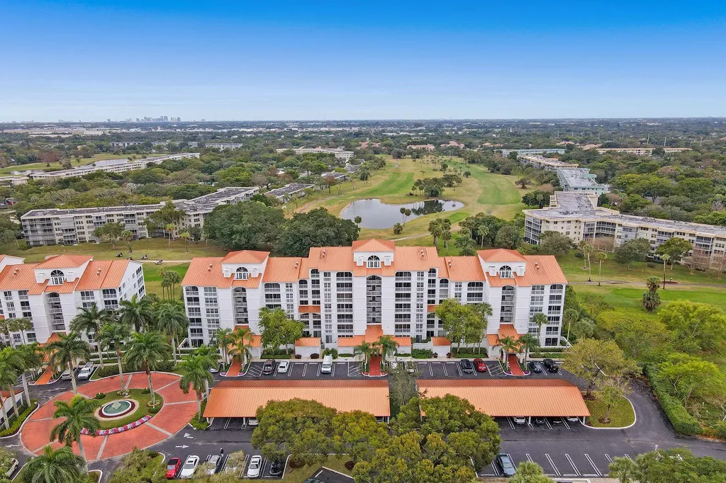4112 W Palm Aire Drive Pompano Beach FL 33069