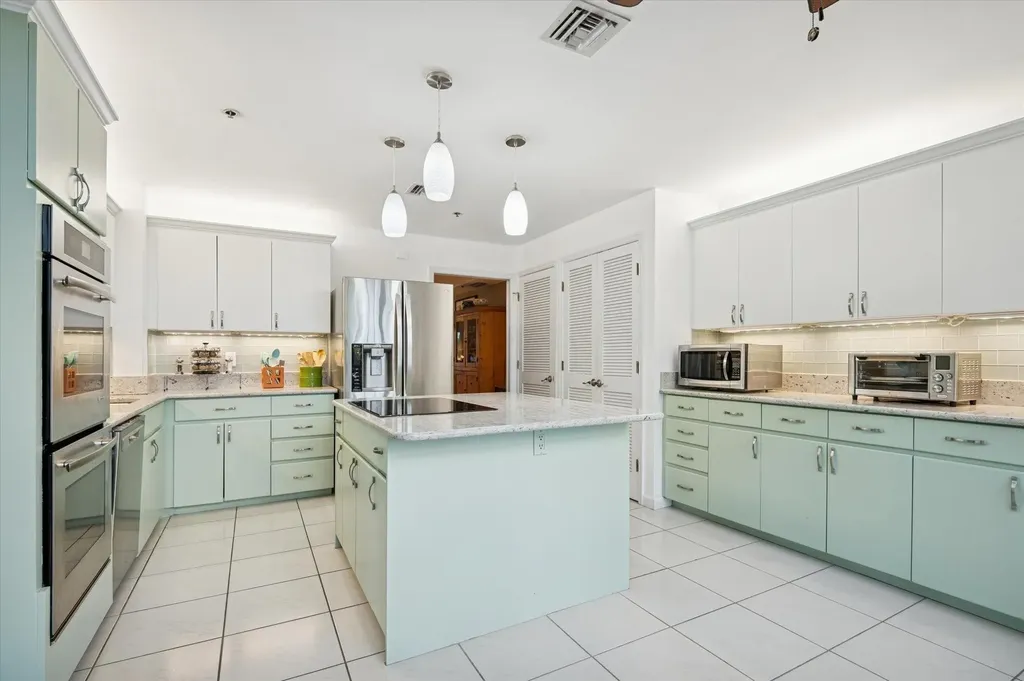 4112 W Palm Aire Drive Pompano Beach FL 33069