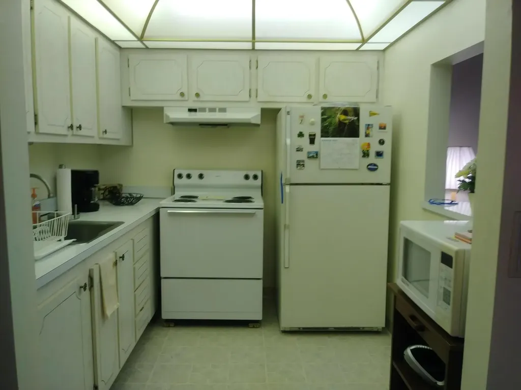 300 Village Green Circle S Palm Springs FL 33461