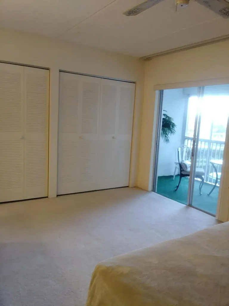 300 Village Green Circle S Palm Springs FL 33461