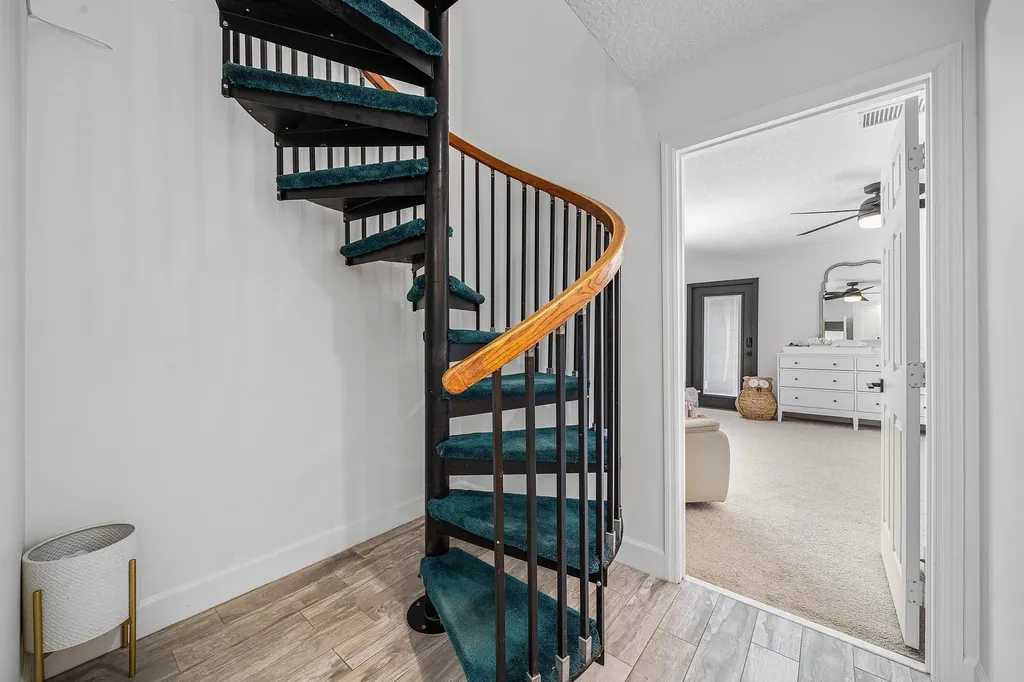2707 Biarritz Drive Palm Beach Gardens FL 33410