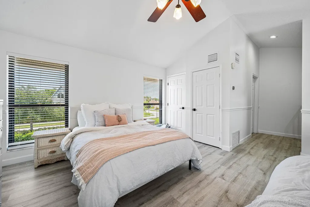 2707 Biarritz Drive Palm Beach Gardens FL 33410