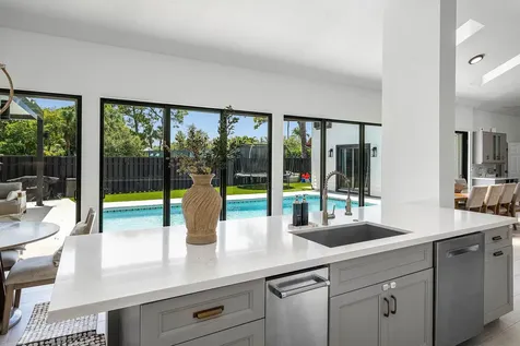 2707 Biarritz Drive Palm Beach Gardens FL 33410