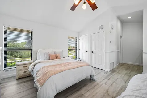2707 Biarritz Drive Palm Beach Gardens FL 33410