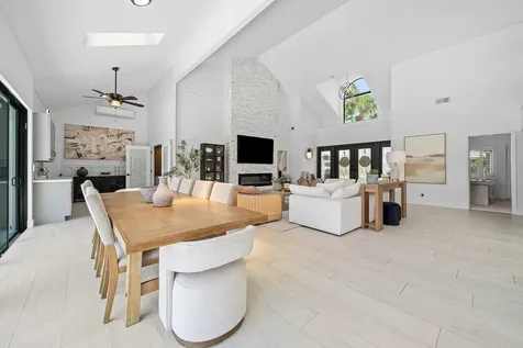 2707 Biarritz Drive Palm Beach Gardens FL 33410