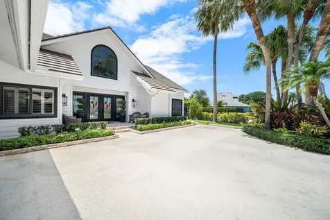 2707 Biarritz Drive Palm Beach Gardens FL 33410
