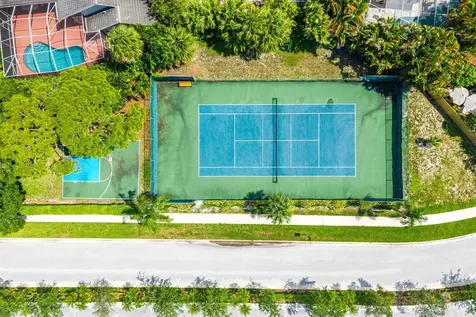 2707 Biarritz Drive Palm Beach Gardens FL 33410