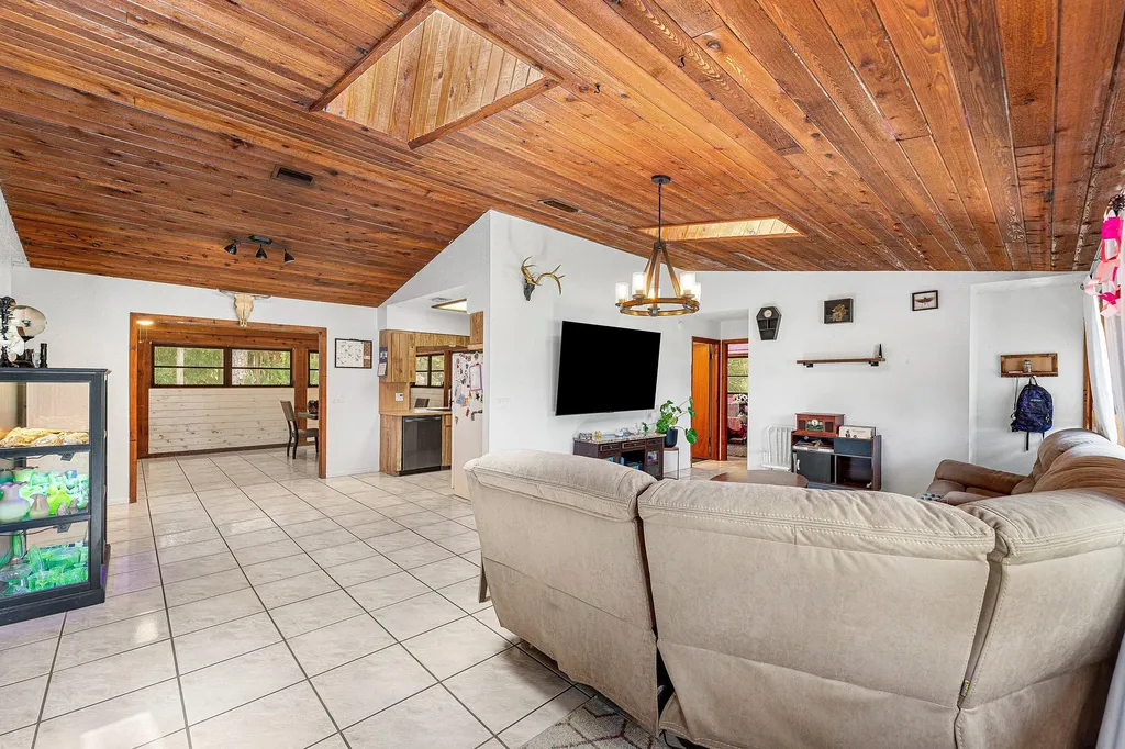 16355 Lancashire Drive E Loxahatchee FL 33470
