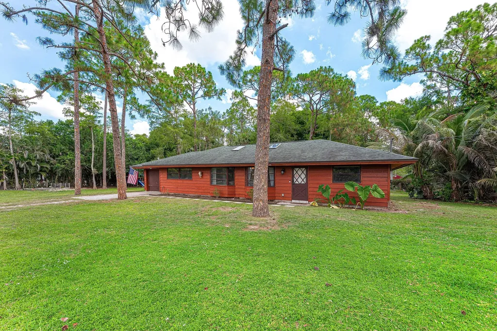 16355 Lancashire Drive E Loxahatchee FL 33470