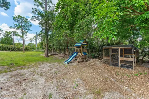 16355 Lancashire Drive E Loxahatchee FL 33470