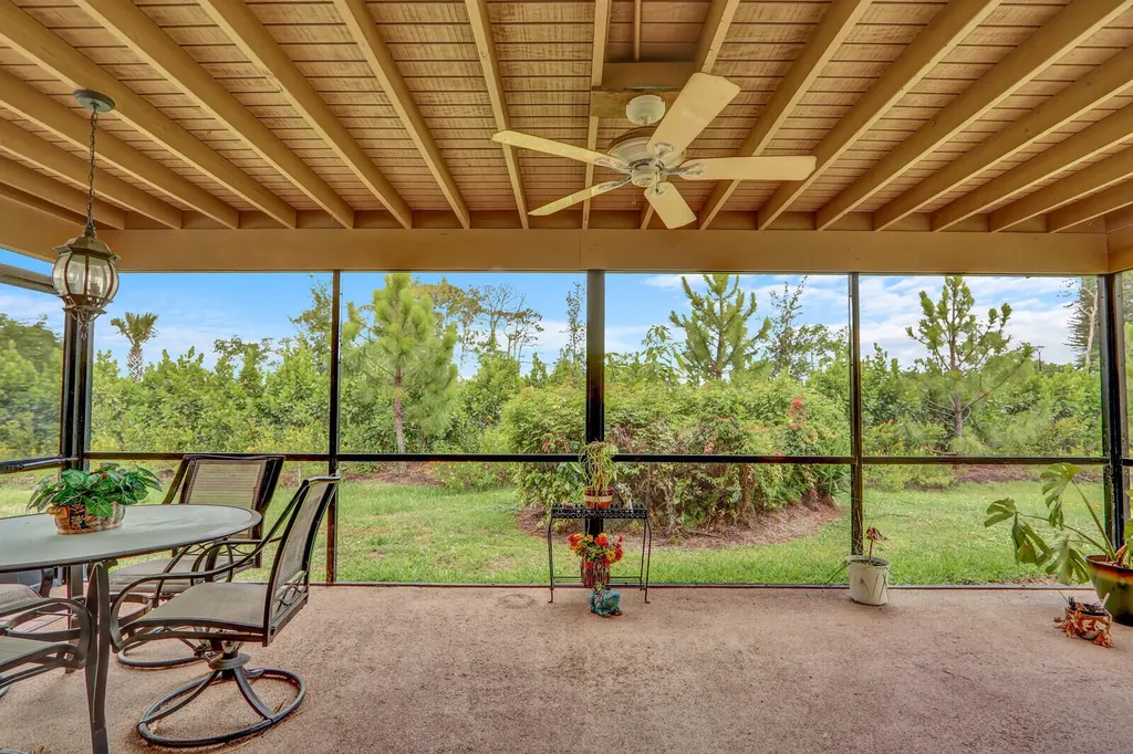 7156 Pine Bluff Drive Lake Worth FL 33467