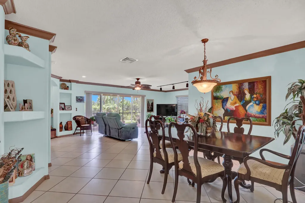 7156 Pine Bluff Drive Lake Worth FL 33467