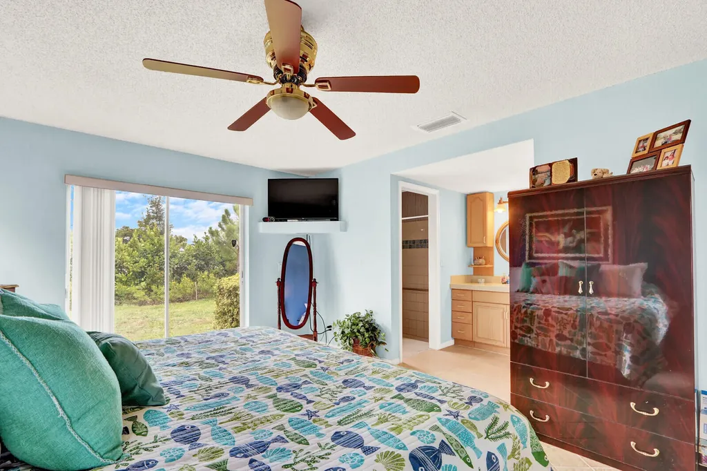 7156 Pine Bluff Drive Lake Worth FL 33467