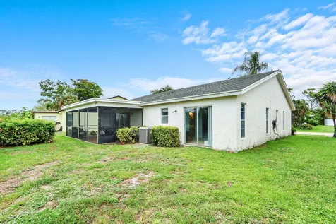 7156 Pine Bluff Drive Lake Worth FL 33467