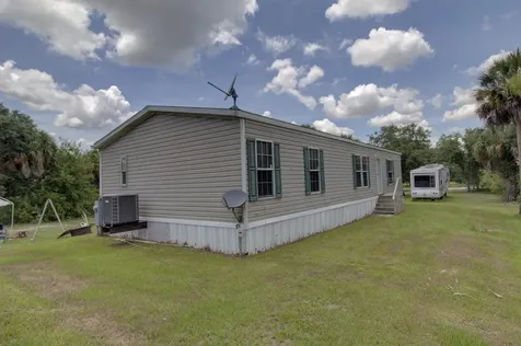 19212 NW 280th Street Okeechobee FL 34972