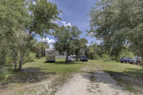 19212 NW 280th Street Okeechobee FL 34972