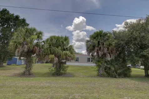 19212 NW 280th Street Okeechobee FL 34972