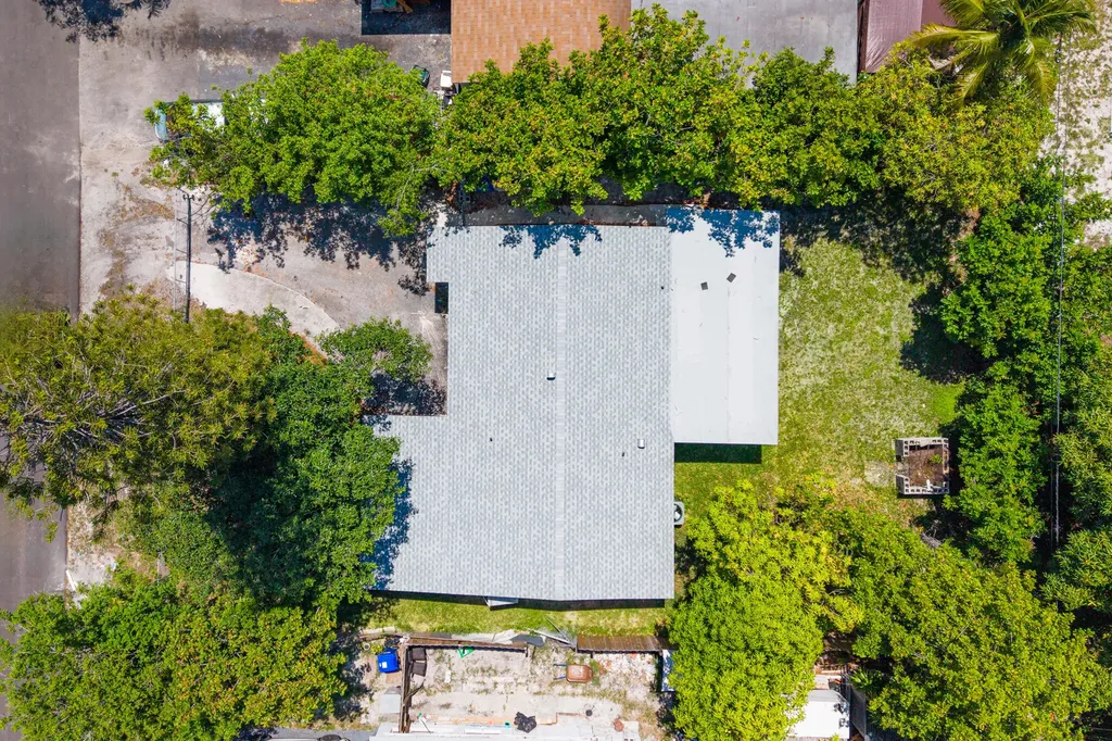 261 NE 22nd Street Pompano Beach FL 33060