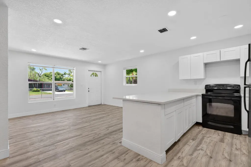 261 NE 22nd Street Pompano Beach FL 33060