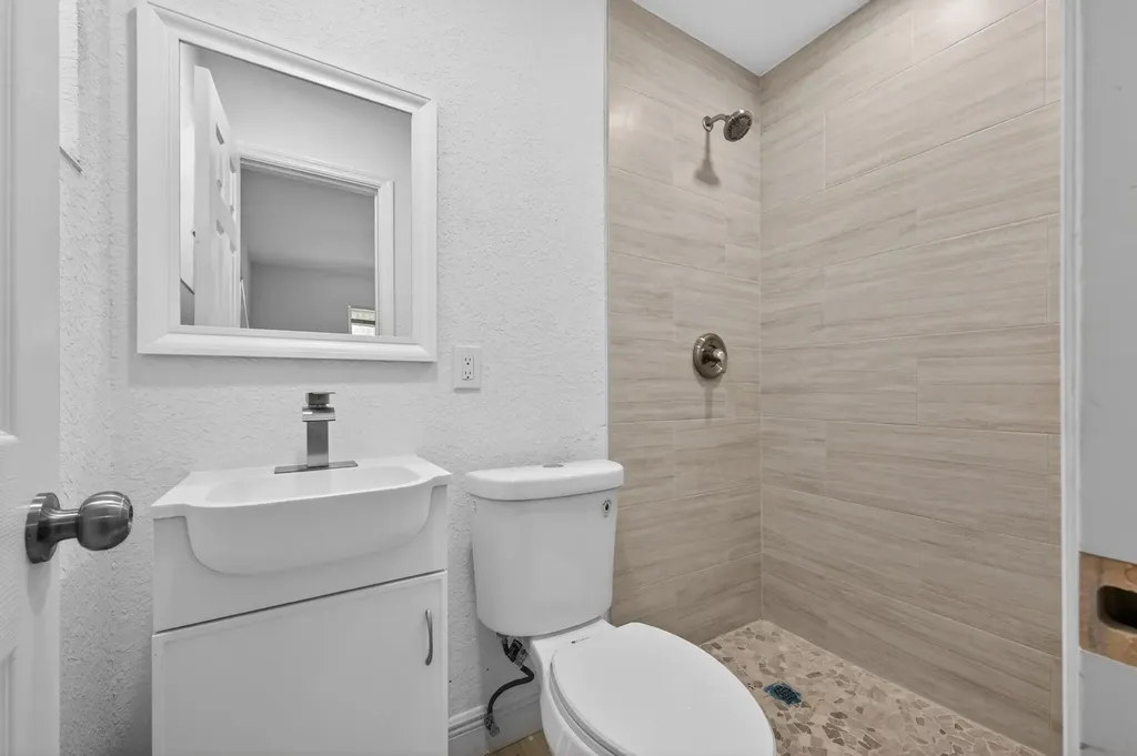 261 NE 22nd Street Pompano Beach FL 33060
