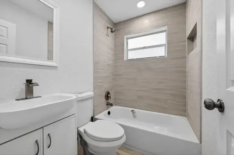 261 NE 22nd Street Pompano Beach FL 33060
