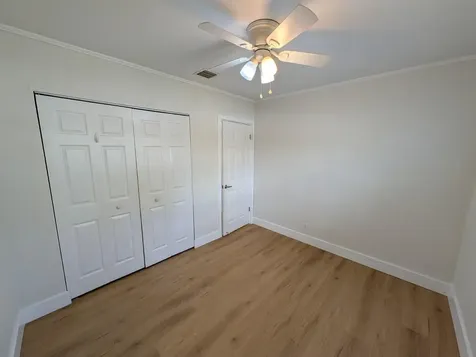 621 NE 56th Street Oakland Park FL 33334