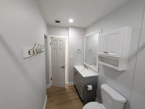 621 NE 56th Street Oakland Park FL 33334