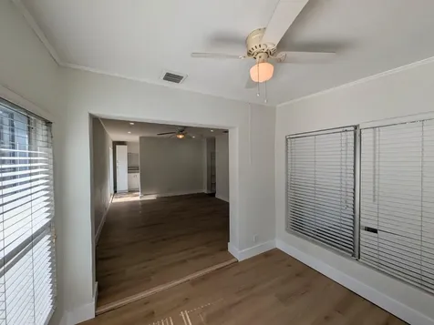 621 NE 56th Street Oakland Park FL 33334