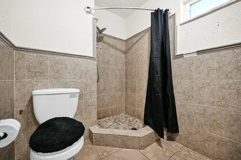 3300 NW 32nd Street Lauderdale Lakes FL 33309