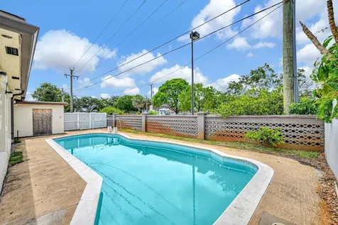 3300 NW 32nd Street Lauderdale Lakes FL 33309