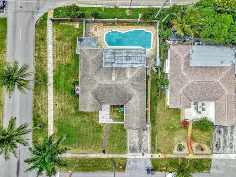 3300 NW 32nd Street Lauderdale Lakes FL 33309