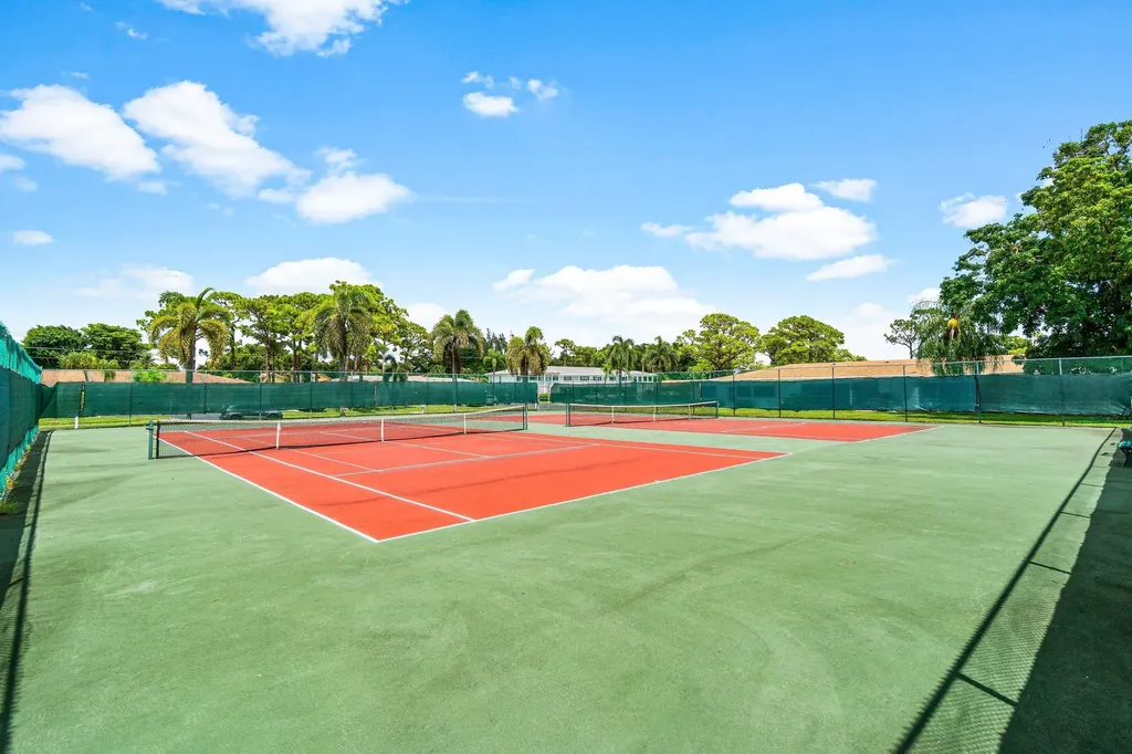 5074 Privet Place Delray Beach FL 33484