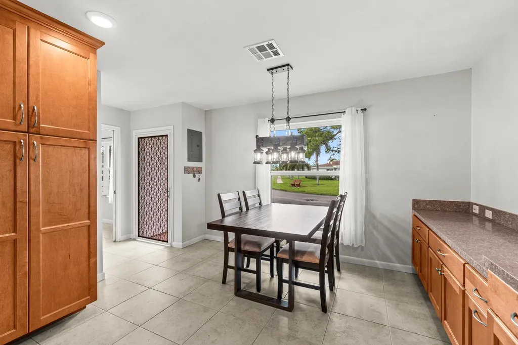 5074 Privet Place Delray Beach FL 33484