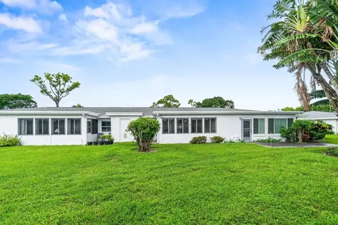 5074 Privet Place Delray Beach FL 33484
