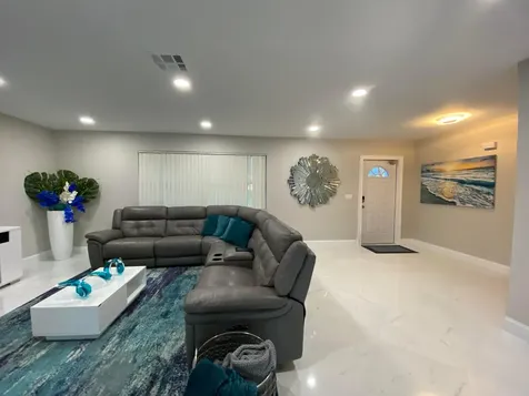 6220 SW 14th Street Plantation FL 33317
