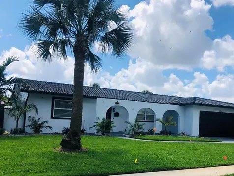 6220 SW 14th Street Plantation FL 33317