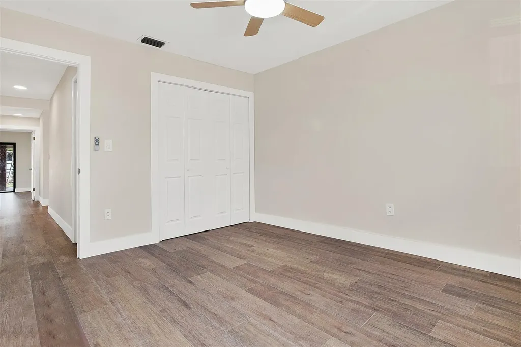 391 NW 58th Avenue Miami FL 33126